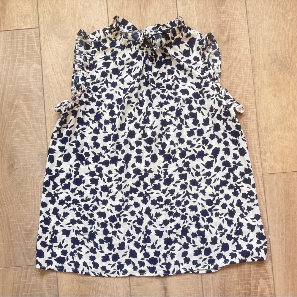 Bobeau Navy and White Floral Blouse